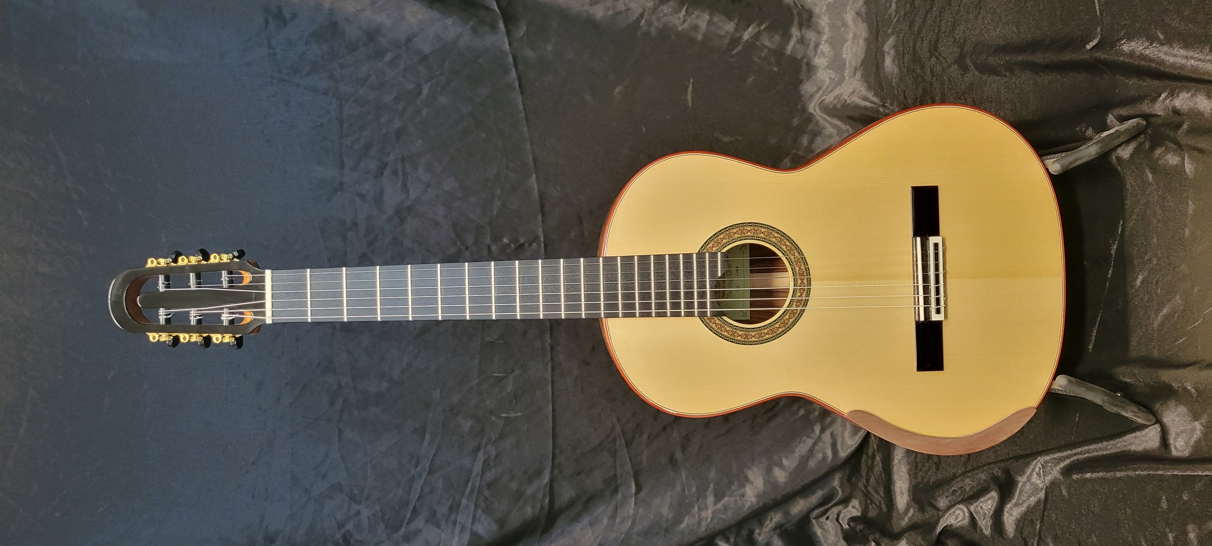 Yulong Guo A. Echoes Fichte